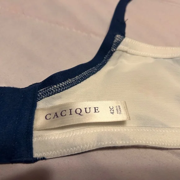 Cacique White and Navy 42C Bra with Floral Design - Picture 3 of 4